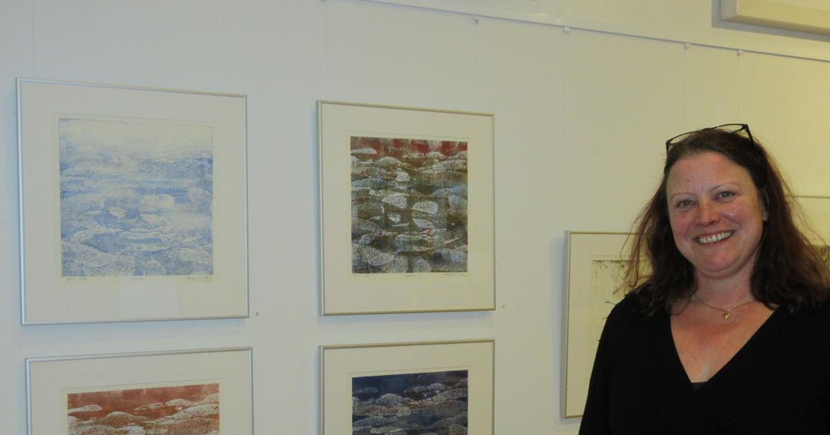 Grafik på Finströms bibliotek, ÅST på turné - Ålands Radio & TV